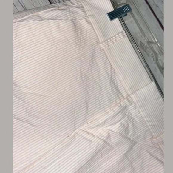 J Crew pinstriped women’s bermuda shorts style F1236 flat front size 6 - Picture 2 of 6